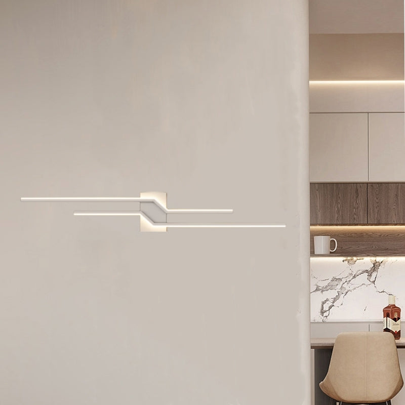 Alana Modern Wall Lamp Black/White | Wall Lamp | Led | Metal/Acrylic | 110V-240V | Elegant Wall Illumination