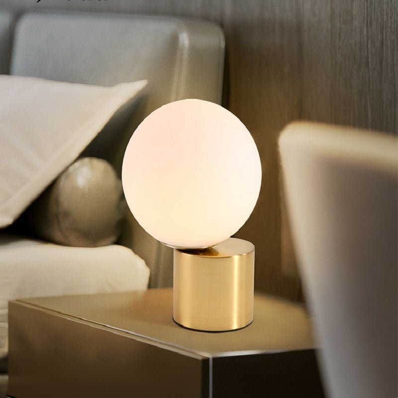 VireoGlow Modern Table Lamp | Table Lamp | iron/Glass | 220-240V/110-120V | Sleek Table Accent