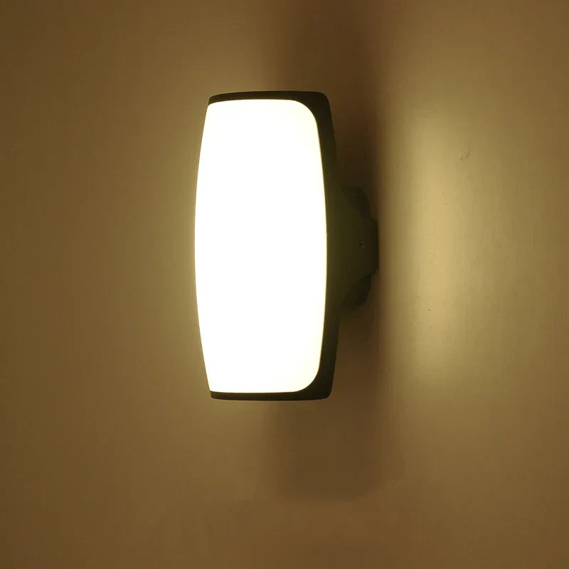AquaShield Water-resistant Outdoor Wall Lamp | Wall Lamp | LED | aluminum/glass | Elegant Wall Illumination