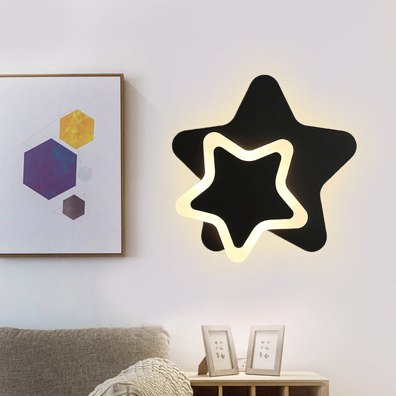 ScandinavianStar Scandinavian Wall Lamp Black/White | Wall Lamp | Led | 110V - 120V - 220V - 240V | Elegant Wall Illumination