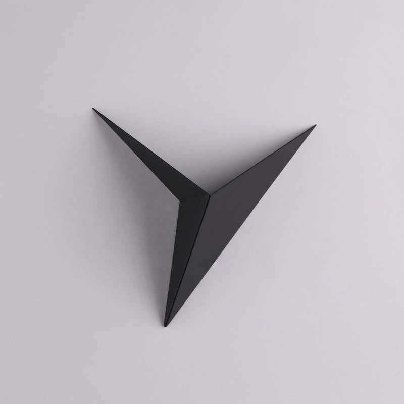 Modern Minimalist Triangular Wall Lamp | Wall Lamp | Led | metal | 110V - 240V | Elegant Wall Illumination