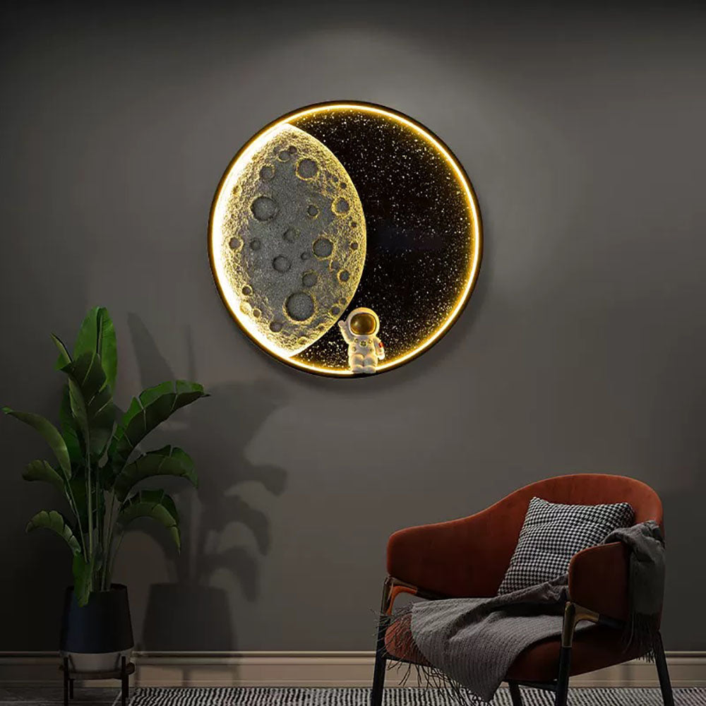 Elif Modern Astronaut Moon Wall | Wall Lamp | Led | metal | 10W | 110V - 240V | Elegant Wall Illumination