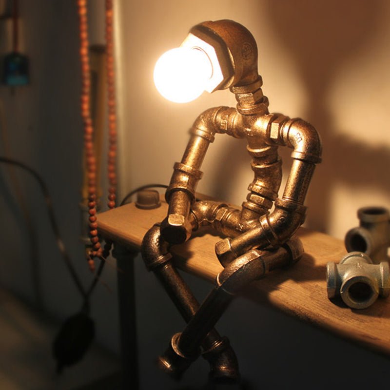 RustyRobo™ Industrial Night Lamp Vintage | Table Lamp | LED | Metal | Sleek Table Accent