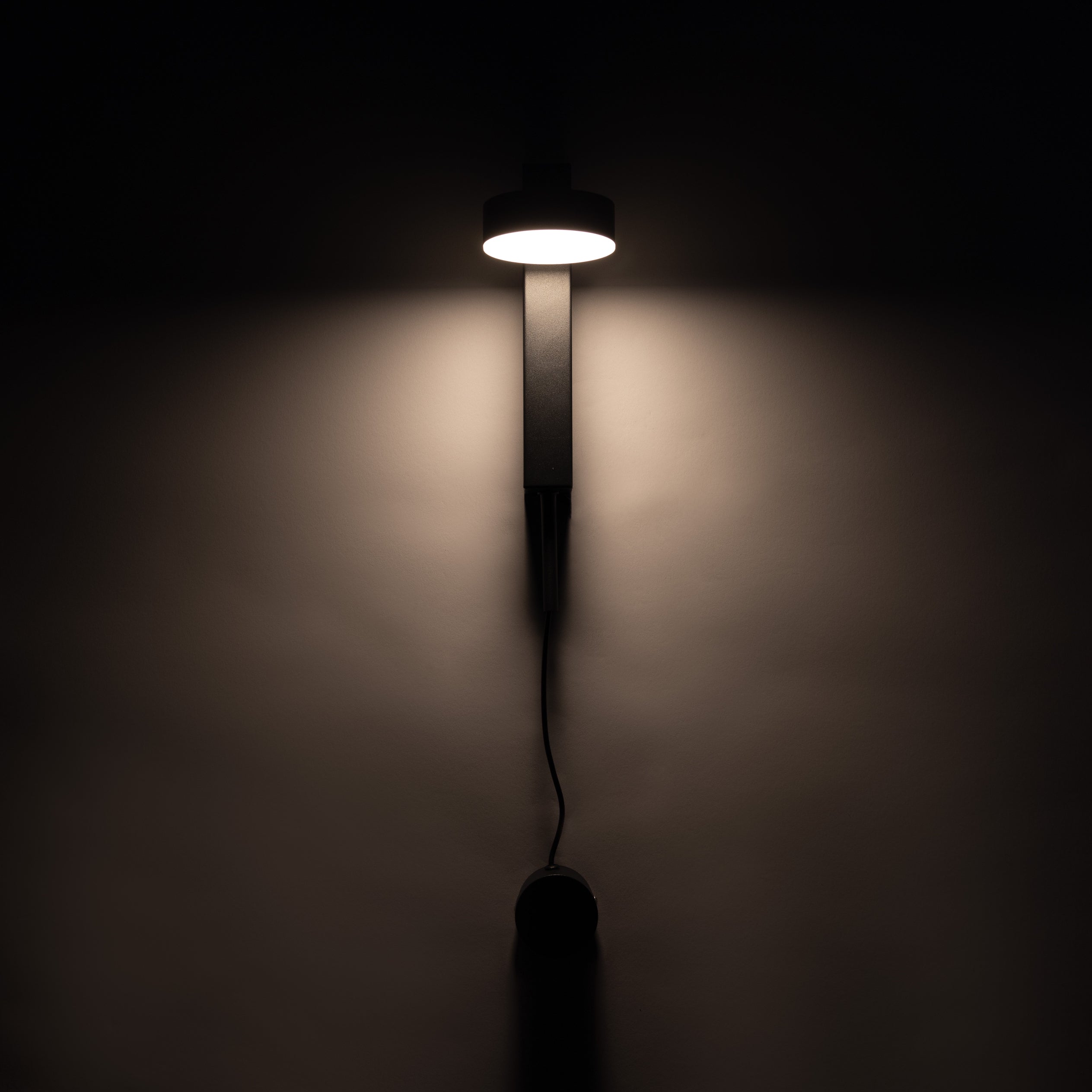 Celine Wall Sconce | Wall Lamp | Led | Aluminum | 20W | 100-240V | Elegant Wall Illumination