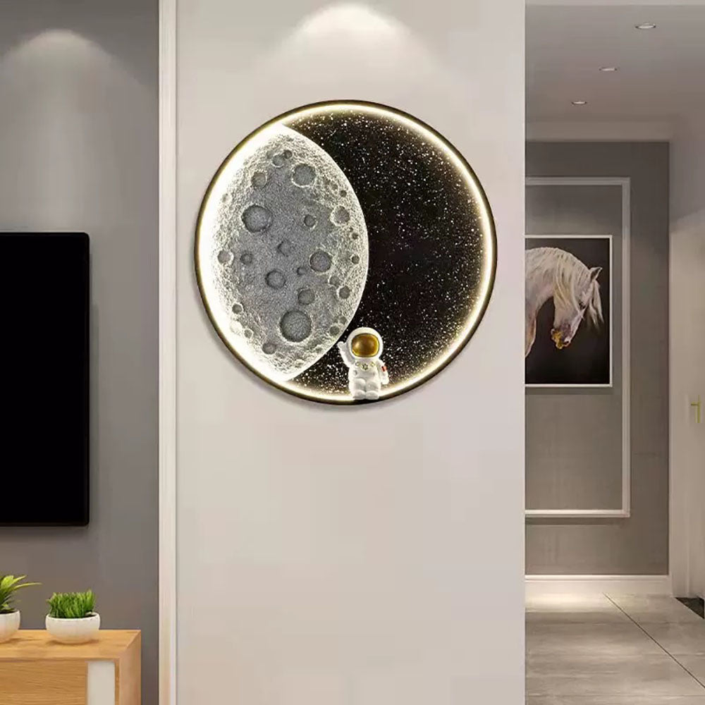 Elif Modern Astronaut Moon Wall | Wall Lamp | Led | metal | 10W | 110V - 240V | Elegant Wall Illumination