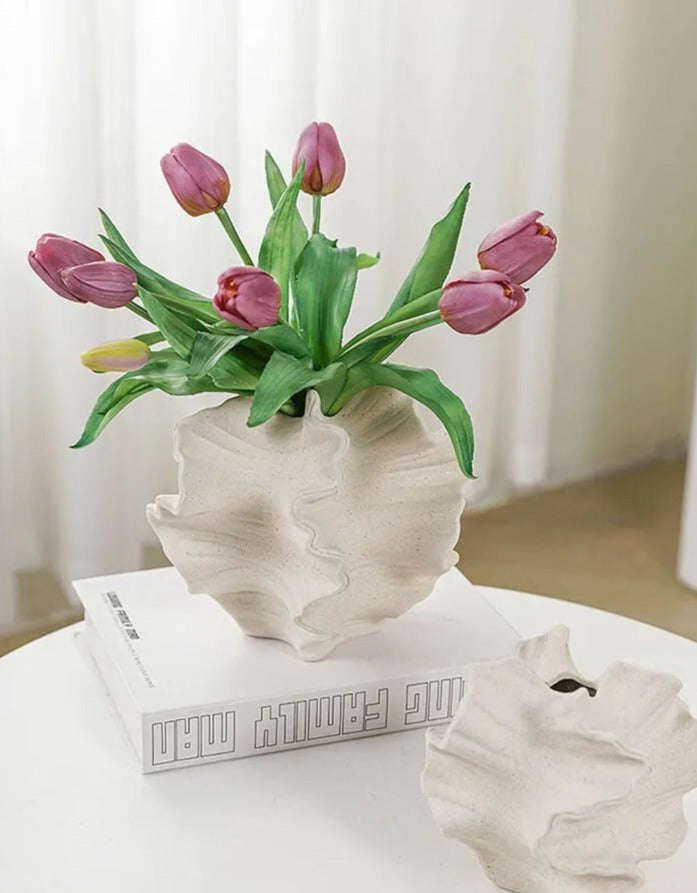 Vase Coral | Decorative Item | Elegant Home Decor