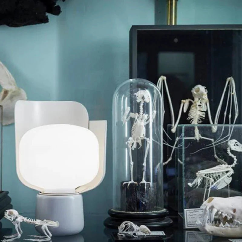 Petalux™ Modern Flower Shaped Table | Table Lamp | acrylic/metal | Sleek Table Accent