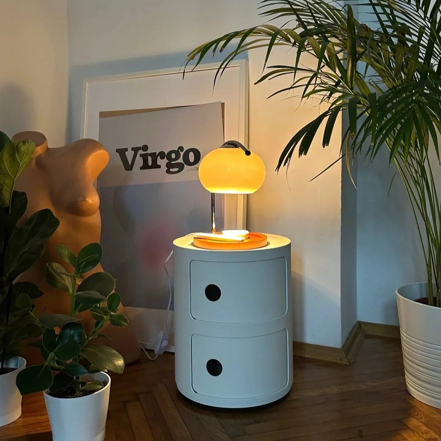 Luvoro Retro Glass Candle Warmer | Table Lamp | LED | Wood/Glass/metal | 10W | Sleek Table Accent