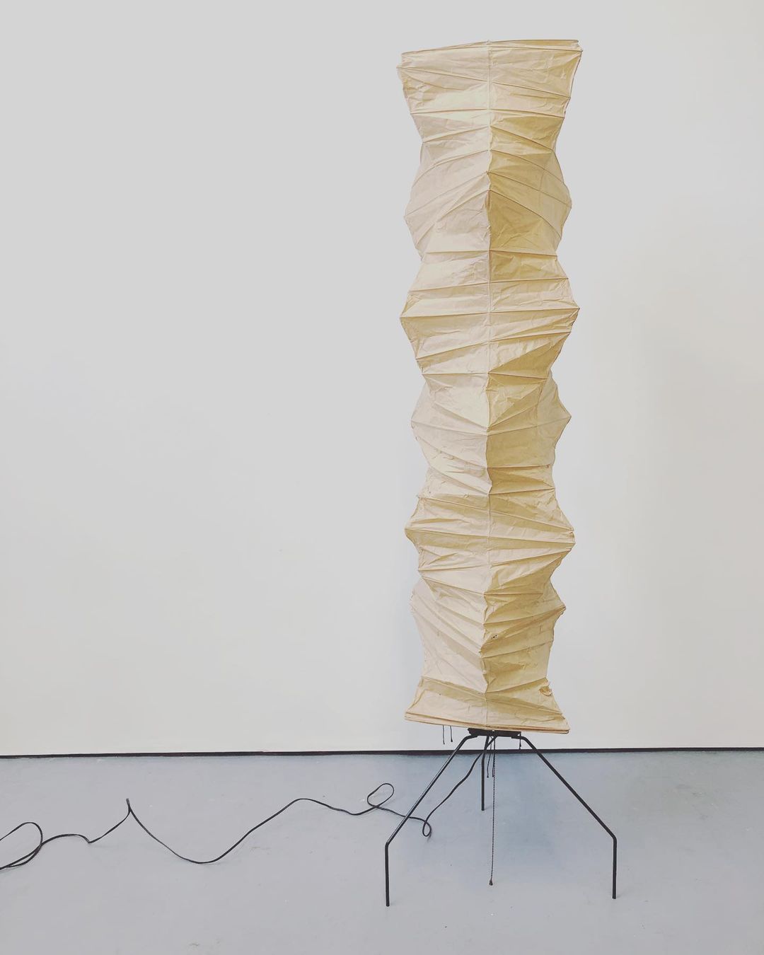 Rice paper floor lamp | Floor Lamp | LED | metal | 240v | Stylish Floor Lighting