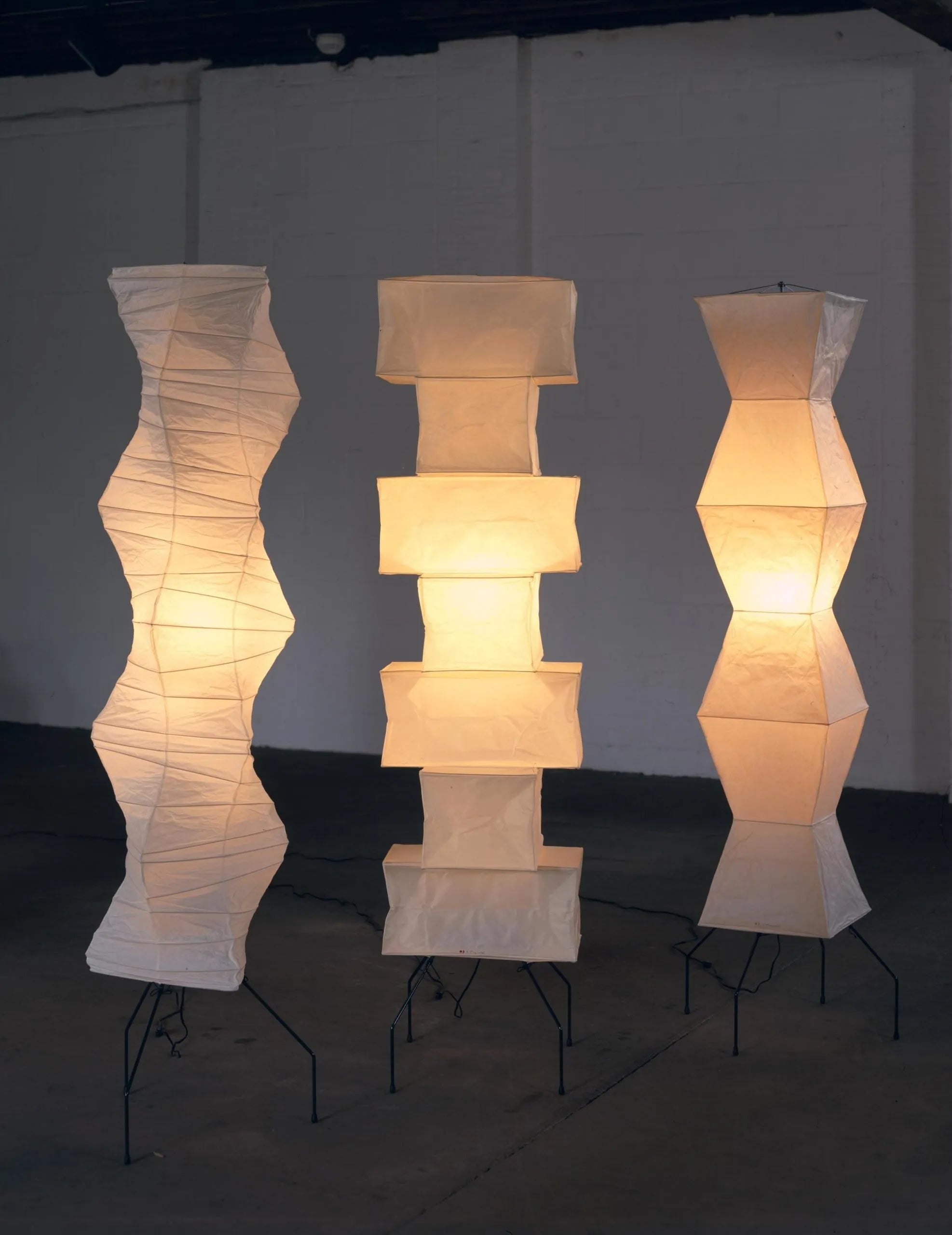 Rice paper floor lamp | Floor Lamp | LED | metal | 240v | Stylish Floor Lighting