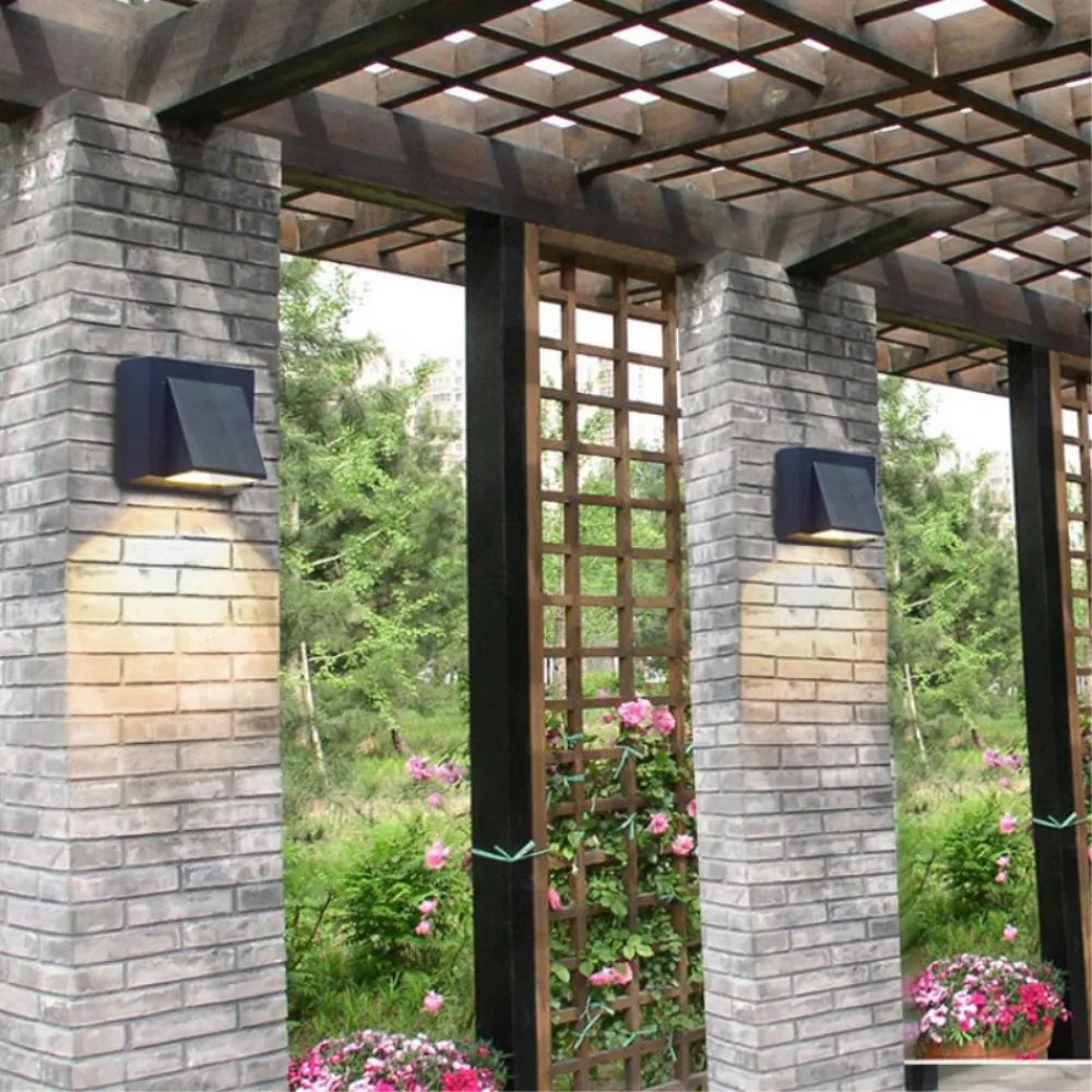 OutdoorGleam Outdoor wall lamp | Wall Lamp | LED | Elegant Wall Illumination
