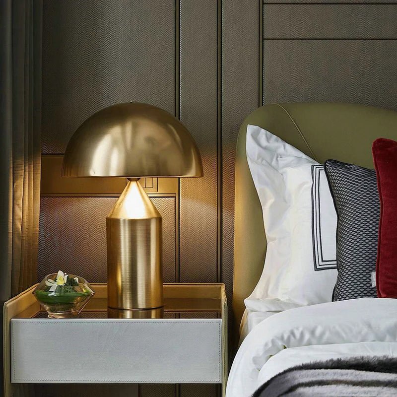 LumiForma Table Lamp Iconic Metal | Table Lamp | LED | metal | Sleek Table Accent