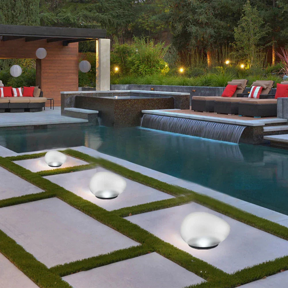 EcoPebble Solar Light Pebble Lamp | Lighting | glass/plastic | Premium Lighting Solution