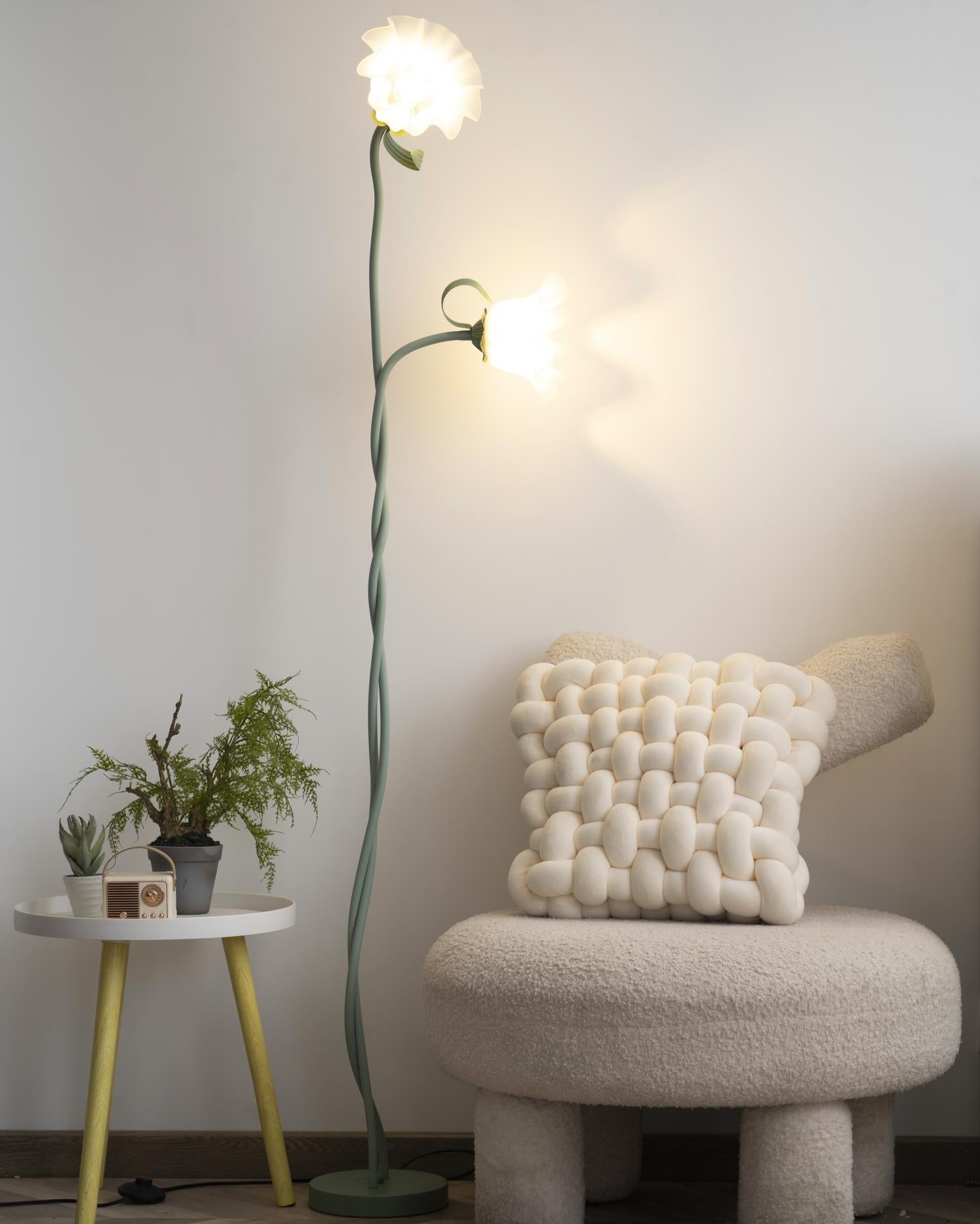 Calla Flowers floor lamp | Floor Lamp | LED | acrylic/metal | Stylish Floor Lighting