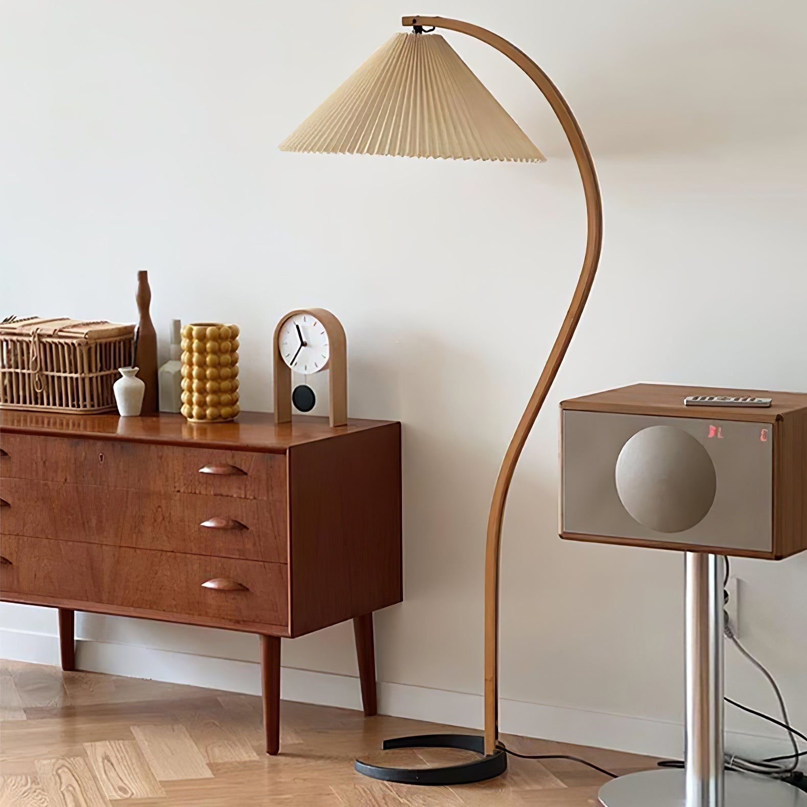 Caprani floor lamp | Floor Lamp | LED | linen/metal/wood | 240v | Stylish Floor Lighting