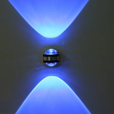 CrystalLux Crystal Wall Lamp | Wall Lamp | Led | Metal/Crystal | 8W | 220V | Elegant Wall Illumination