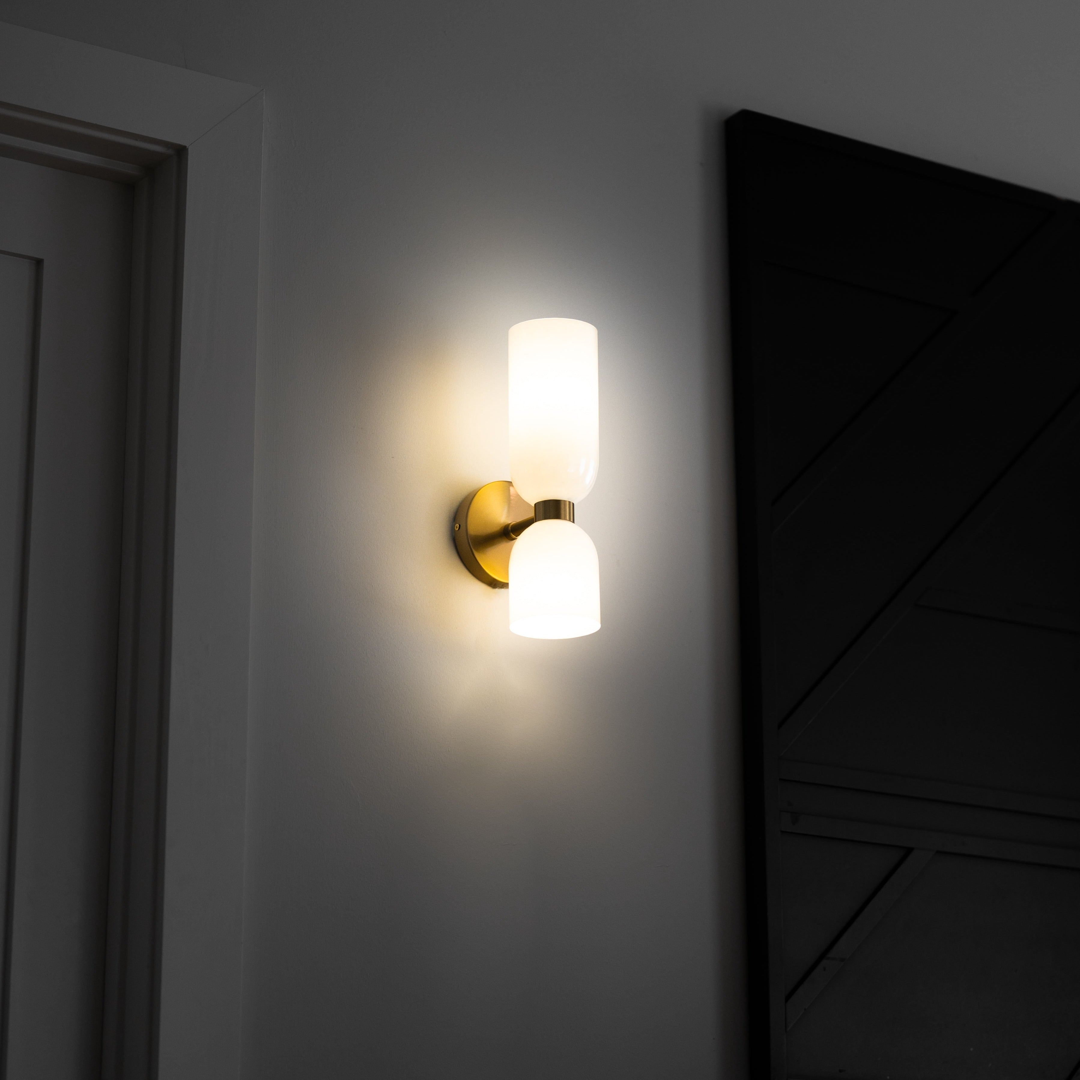 Magic Milan Wall Lamp | Wall Lamp | glass/metal | 100V - 240V | Elegant Wall Illumination