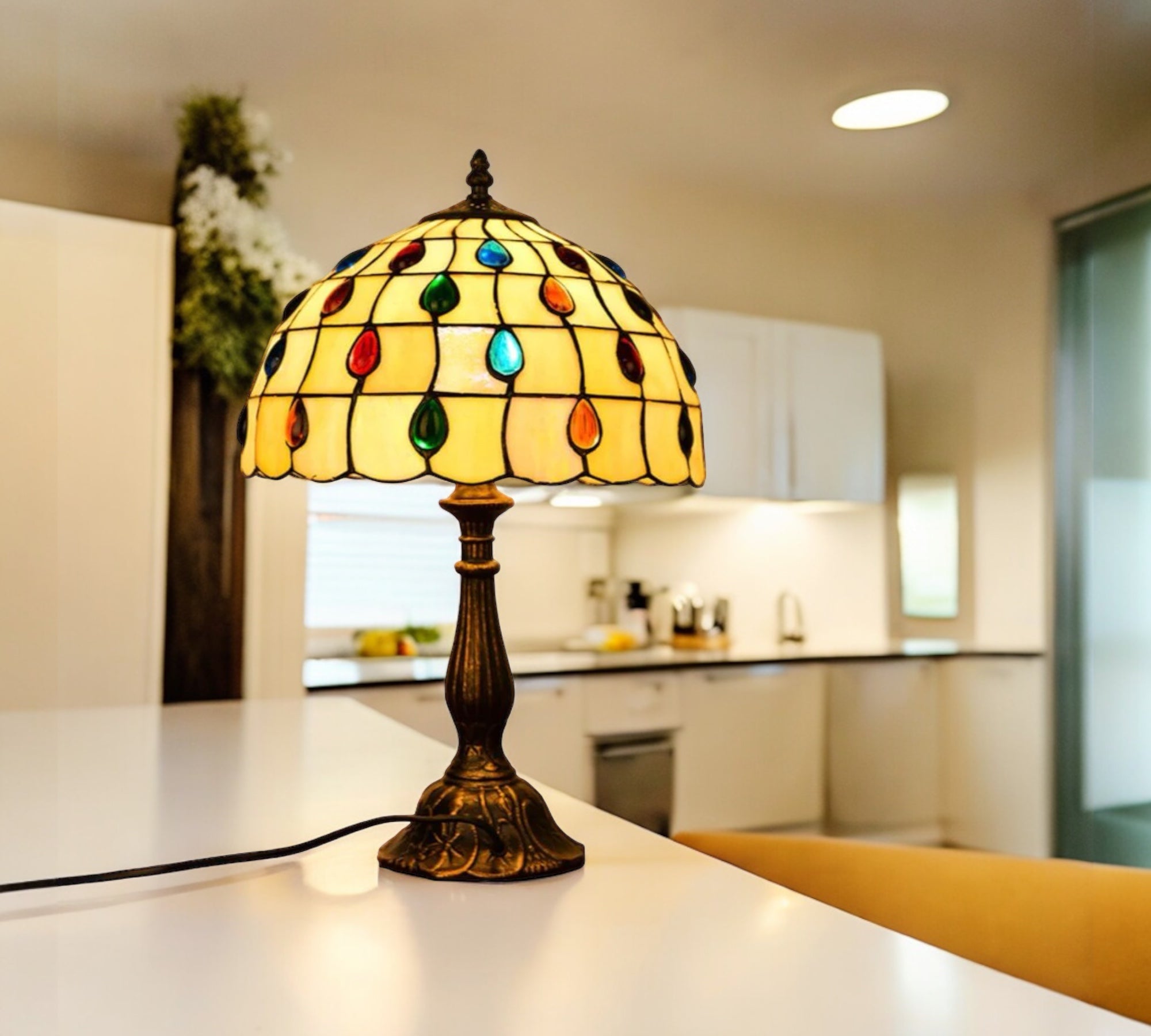 VitraGlow™ Tiffany Table Lamp Handmade | Table Lamp | LED | glass/metal | Sleek Table Accent
