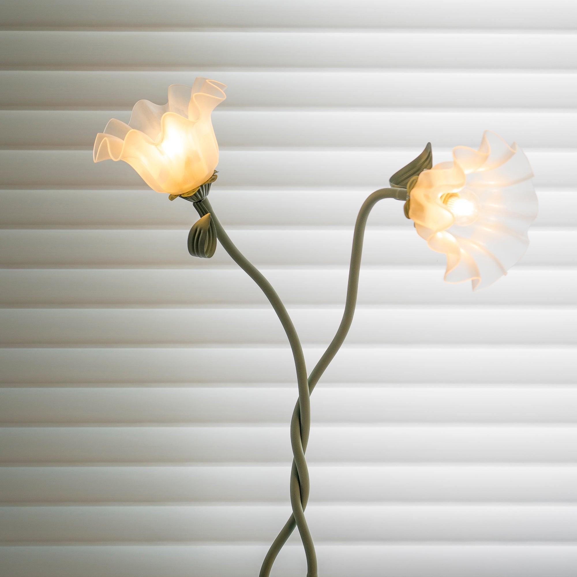 Calla Flowers floor lamp | Floor Lamp | LED | acrylic/metal | Stylish Floor Lighting
