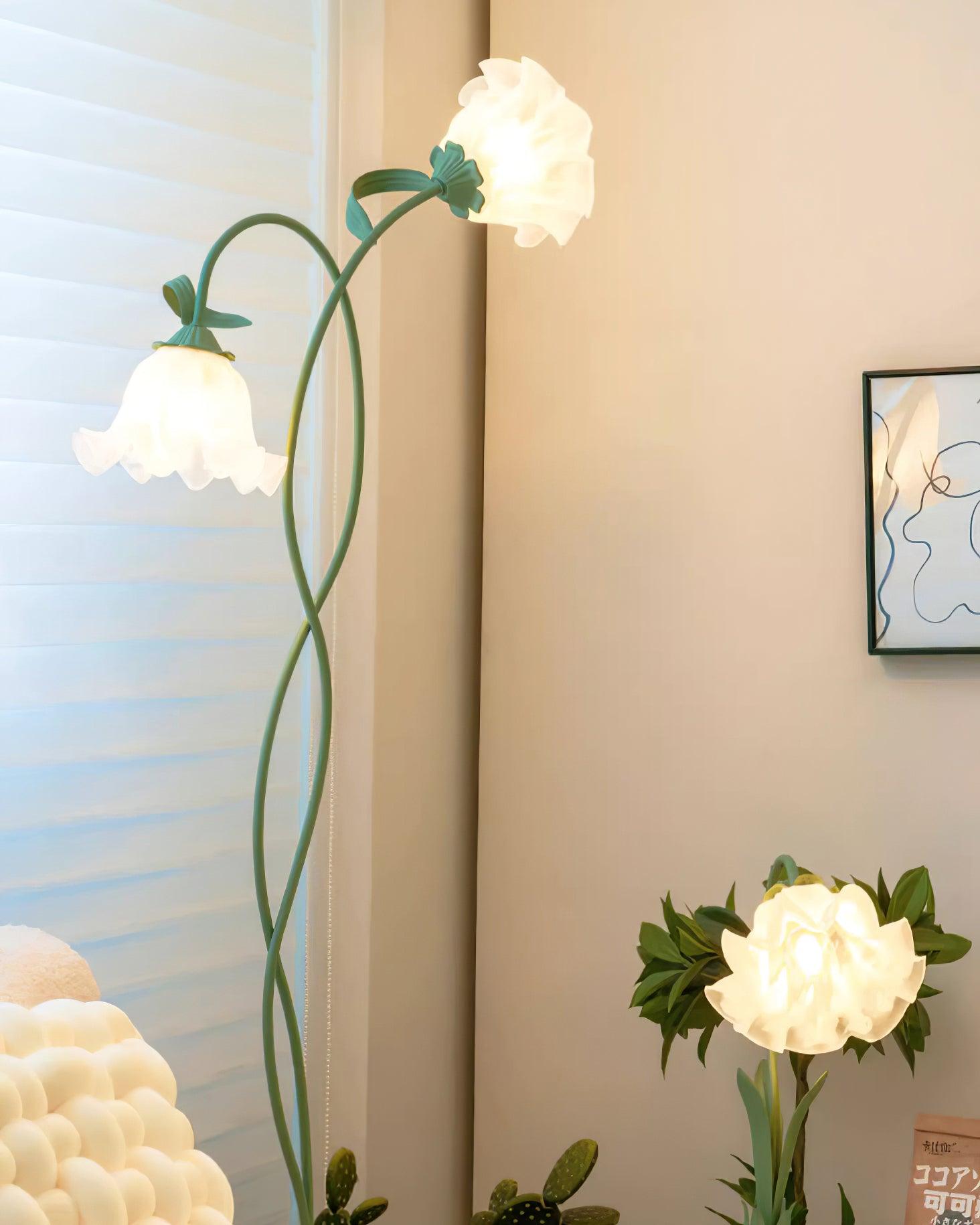 Calla Flowers floor lamp | Floor Lamp | LED | acrylic/metal | Stylish Floor Lighting