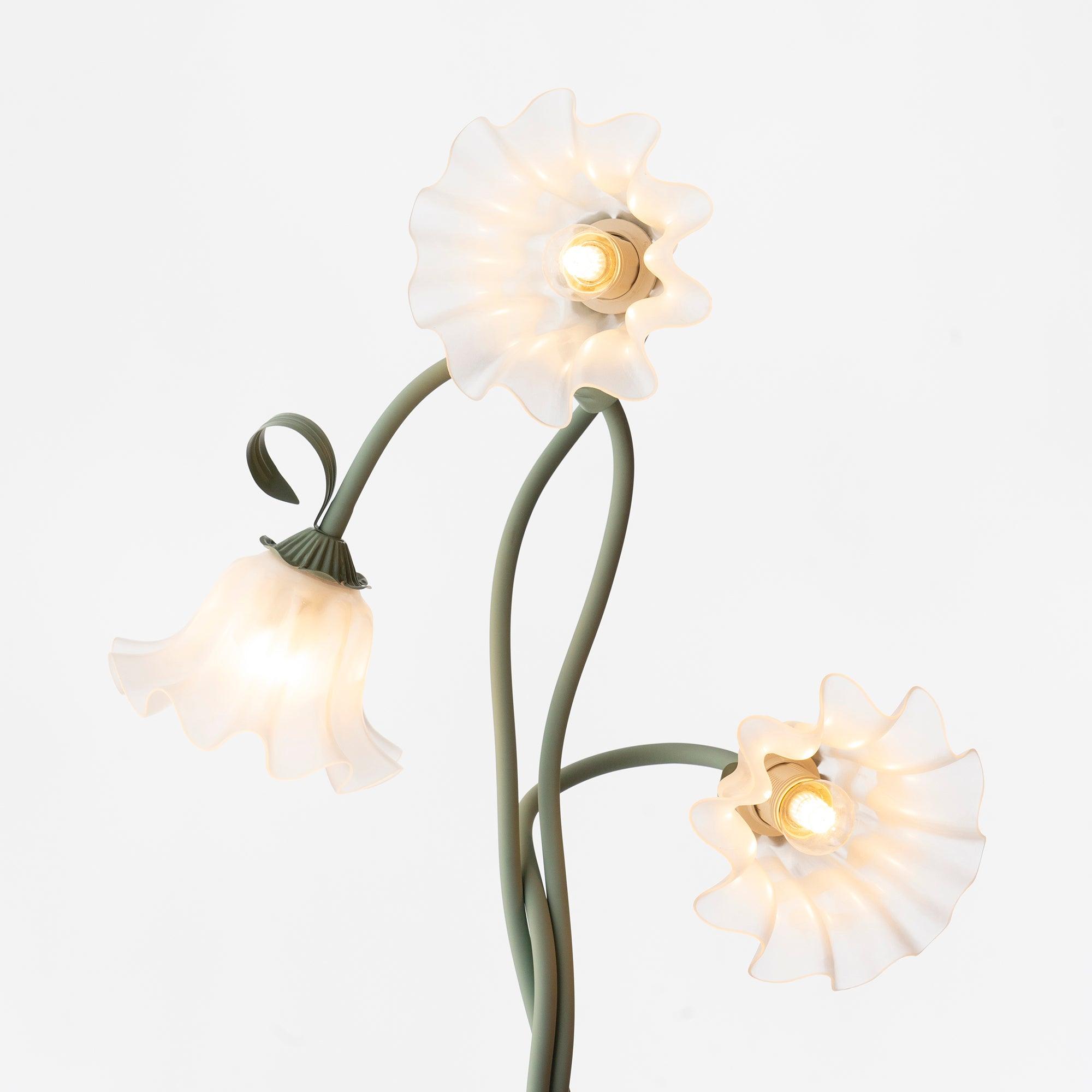 Calla Flowers floor lamp | Floor Lamp | LED | acrylic/metal | Stylish Floor Lighting