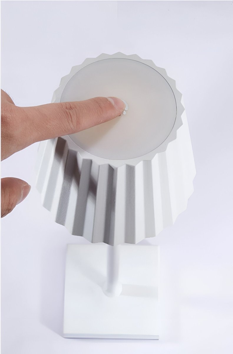 Wireless Mood Lamp Elegant Table | Table Lamp | LED | plastic/Aluminum | Sleek Table Accent