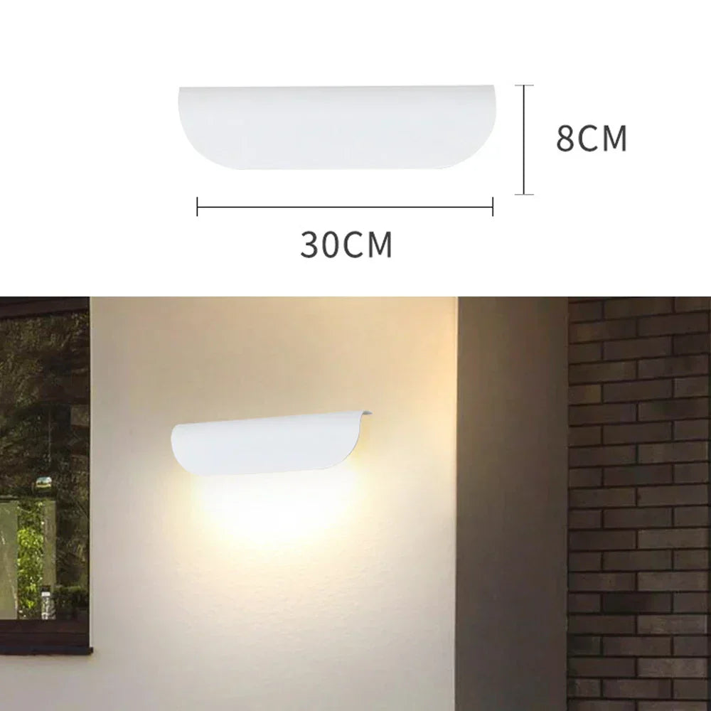RainGlow Water-resistant Outdoor Lamp | Lighting | LED | aluminum/glass | Premium Lighting Solution