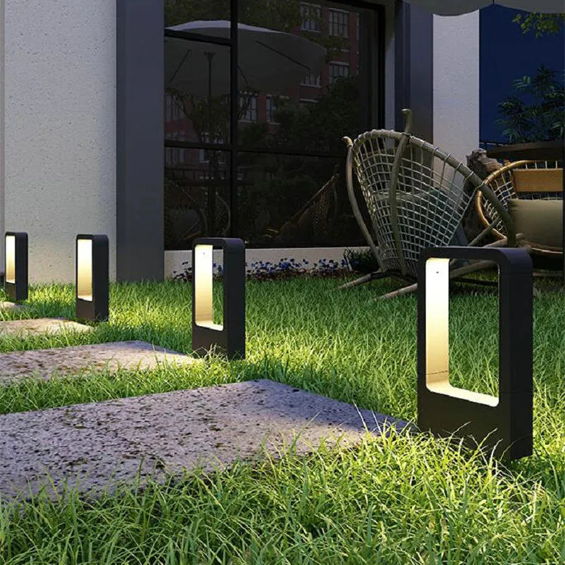 LuxiLicht Elegant Aluminum Standing Outdoor | Lighting | LED | aluminum | Premium Lighting Solution