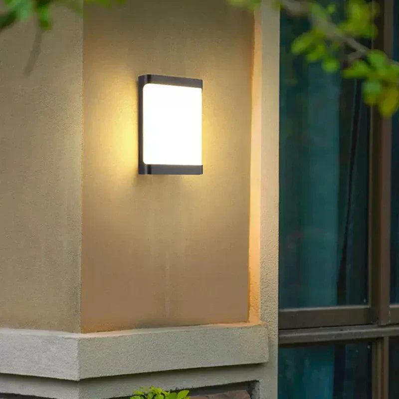 AquaRay Outdoor Wall Lamp | Wall Lamp | LED | plastic | 85-265V | Elegant Wall Illumination