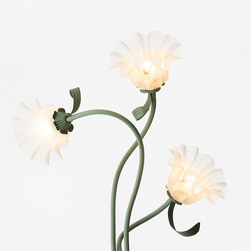 Lily floral floor lamp | Floor Lamp | acrylic/metal | 240v | Stylish Floor Lighting