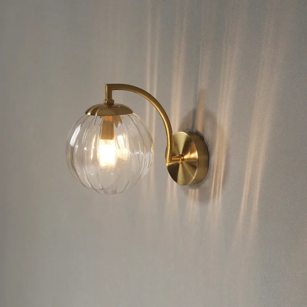 LumiCrystal Modern Glass Wall Lamp | Wall Lamp | 3000k Warm White | Glass/Metal | 10W | 220-240V | Elegant Wall Illumination