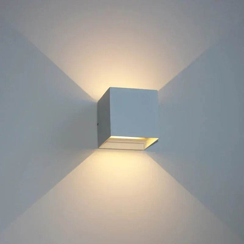CityGlow Stylish Outdoor Wall Lamp | Wall Lamp | aluminum | 85-265V | Elegant Wall Illumination
