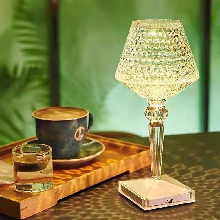 Kristallum Table Lamp Luxury Crystal | Table Lamp | LED | metal/Acrylic/crystal | Sleek Table Accent