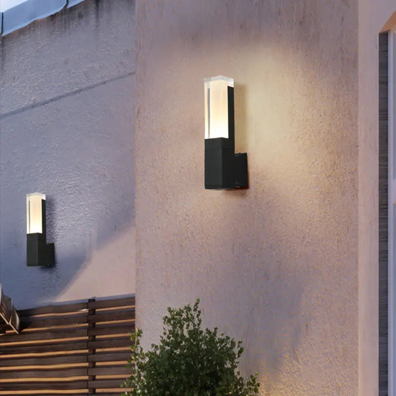 Protector Outdoor Motion Sensor Lamp | Lighting | LED | aluminum | 265V | Premium Lighting Solution