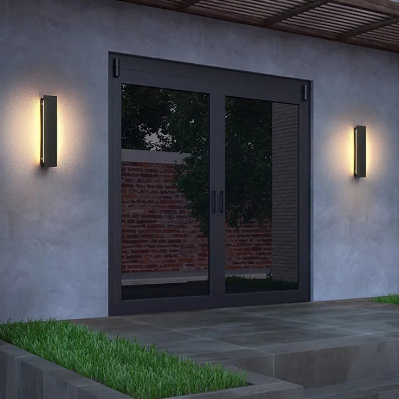 LumaShine Contemporary Outdoor Wall Lamp | Wall Lamp | LED | Elegant Wall Illumination