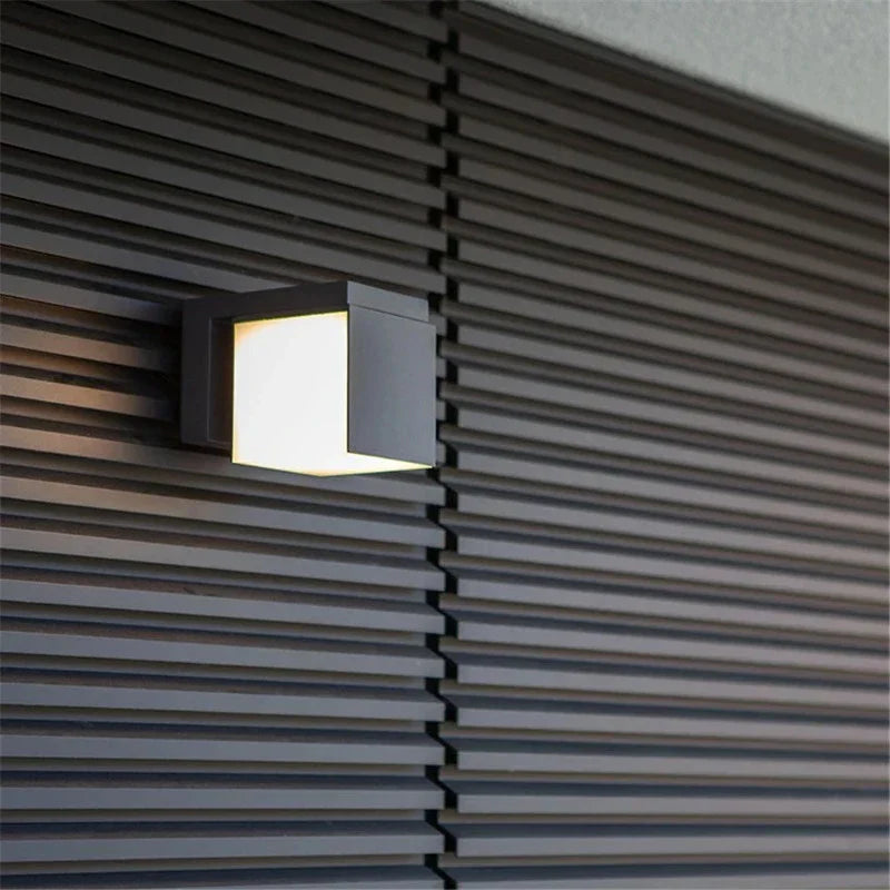 LichtStyle Outdoor Wall Lamp Modern | Wall Lamp | LED | 85-265V | Elegant Wall Illumination