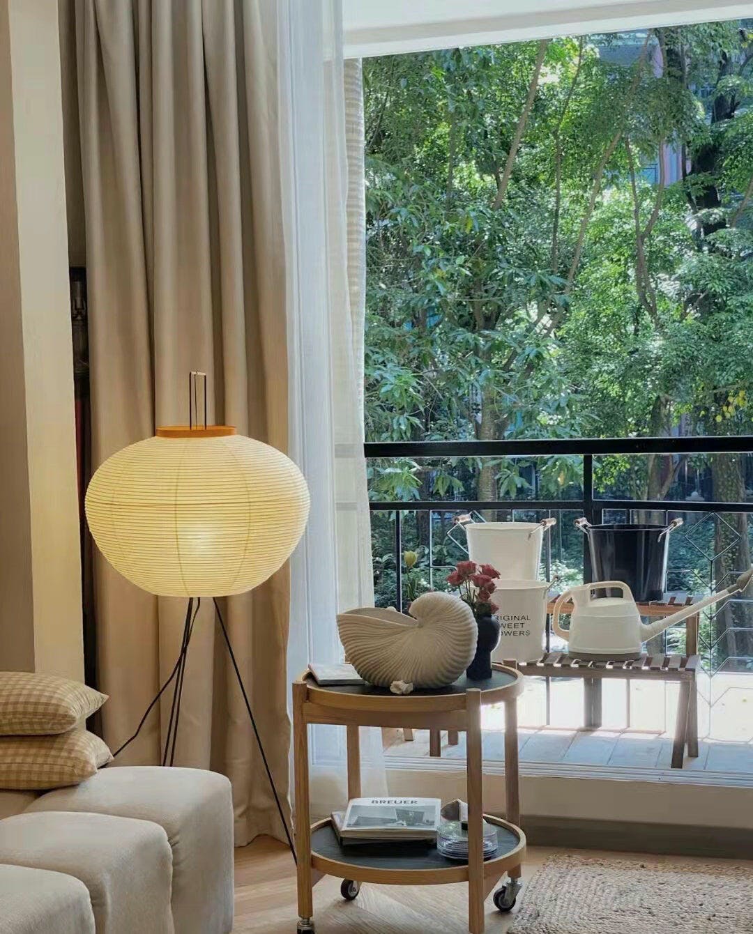 Rice paper floor lamp | Floor Lamp | LED | metal | 240v | Stylish Floor Lighting