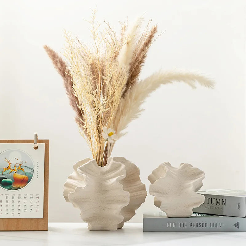 Vase Coral | Decorative Item | Elegant Home Decor