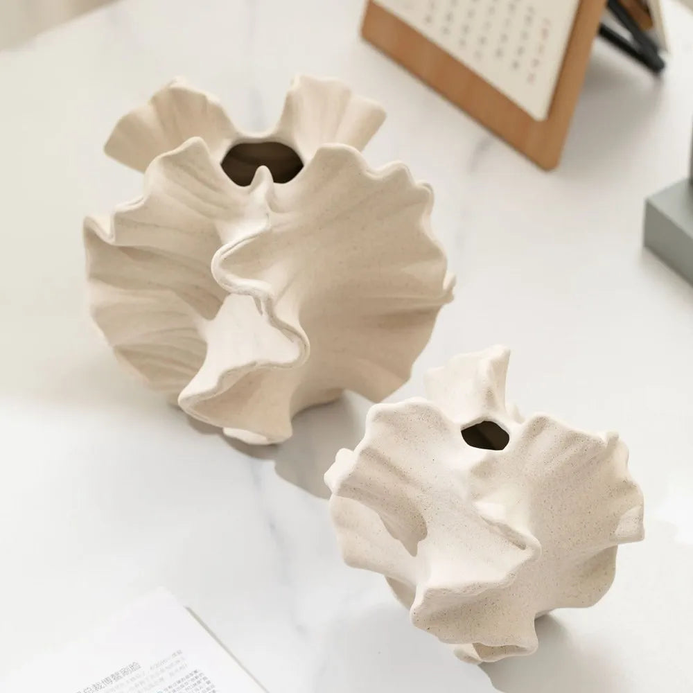 Vase Coral | Decorative Item | Elegant Home Decor