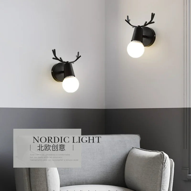 AntlerGlow Modern Adjustable Children's Room | Wall Lamp | metal/wood | 96V - 240V | Elegant Wall Illumination