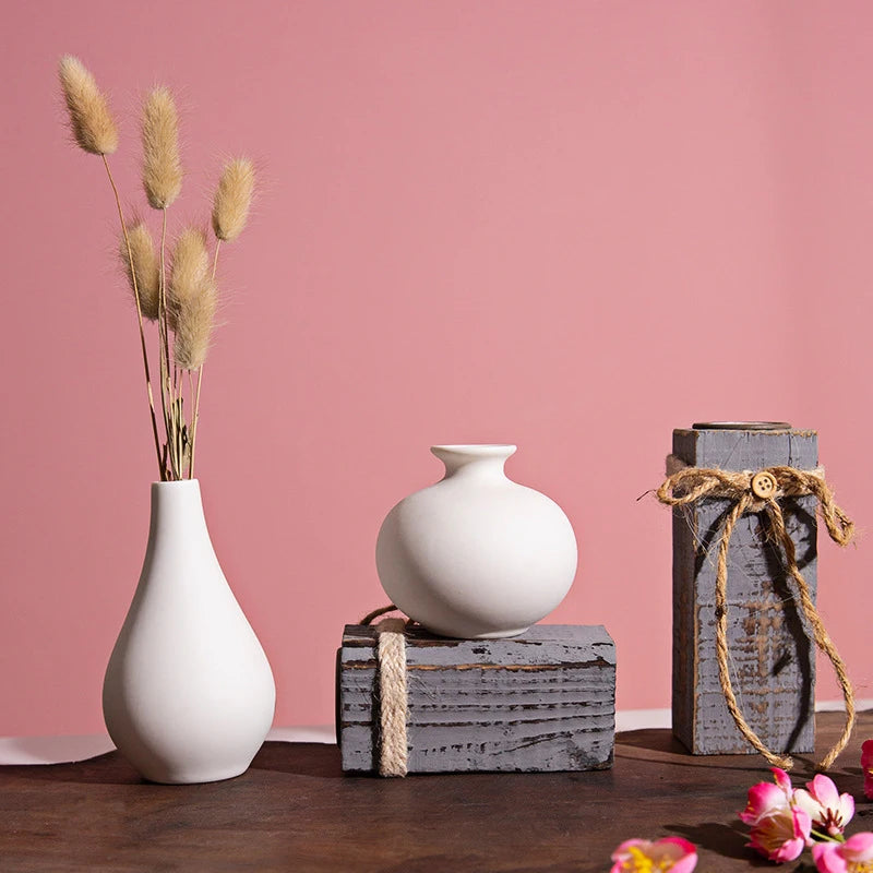 Minimalist Bud Vase Simple Yet Elegant | Vase | ceramic | Elegant Home Decor