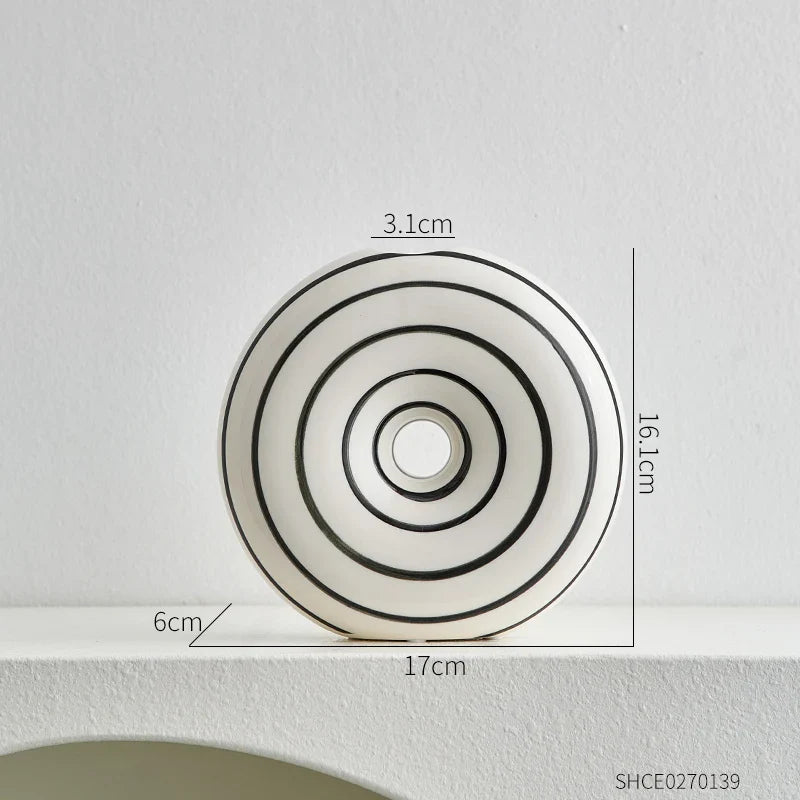 Vase Swirl | Decorative Item | Elegant Home Decor