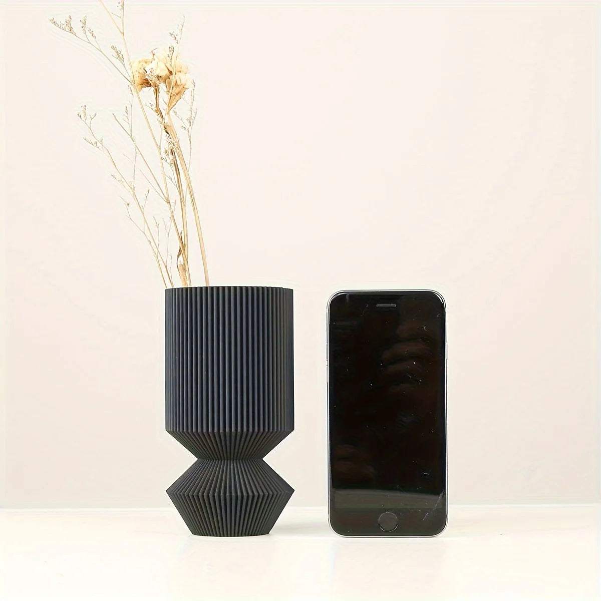 Nordic black plastic vase for home | Vase | plastic | Elegant Home Decor