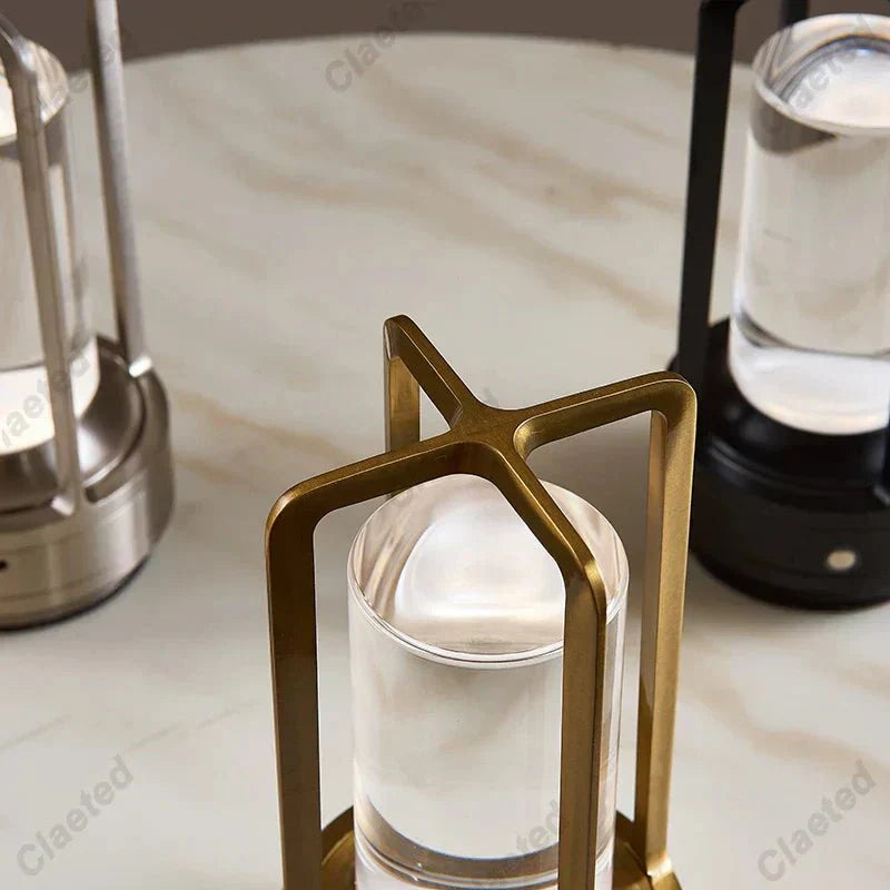 Luxury Wireless Table Lamp Rechargeable | Table Lamp | Aluminum/PMMA | Sleek Table Accent