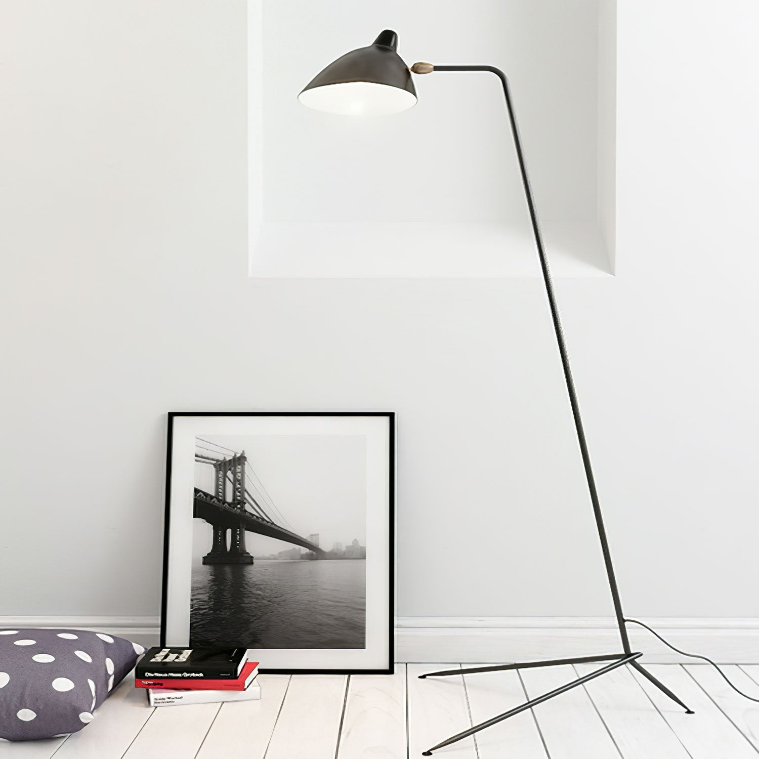Serge Mouille Floor Lamp | Floor Lamp | LED | aluminum/metal | 240v | Stylish Floor Lighting