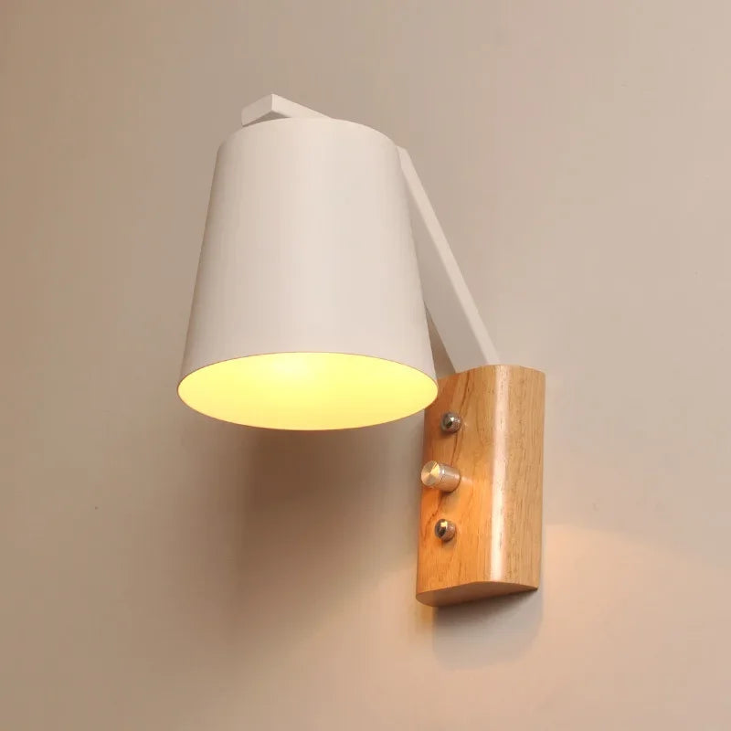 HoutLicht Wall Lamp with Switch | Wall Lamp | Led | Warm White | metal/wood | 90V - 260V | Elegant Wall Illumination