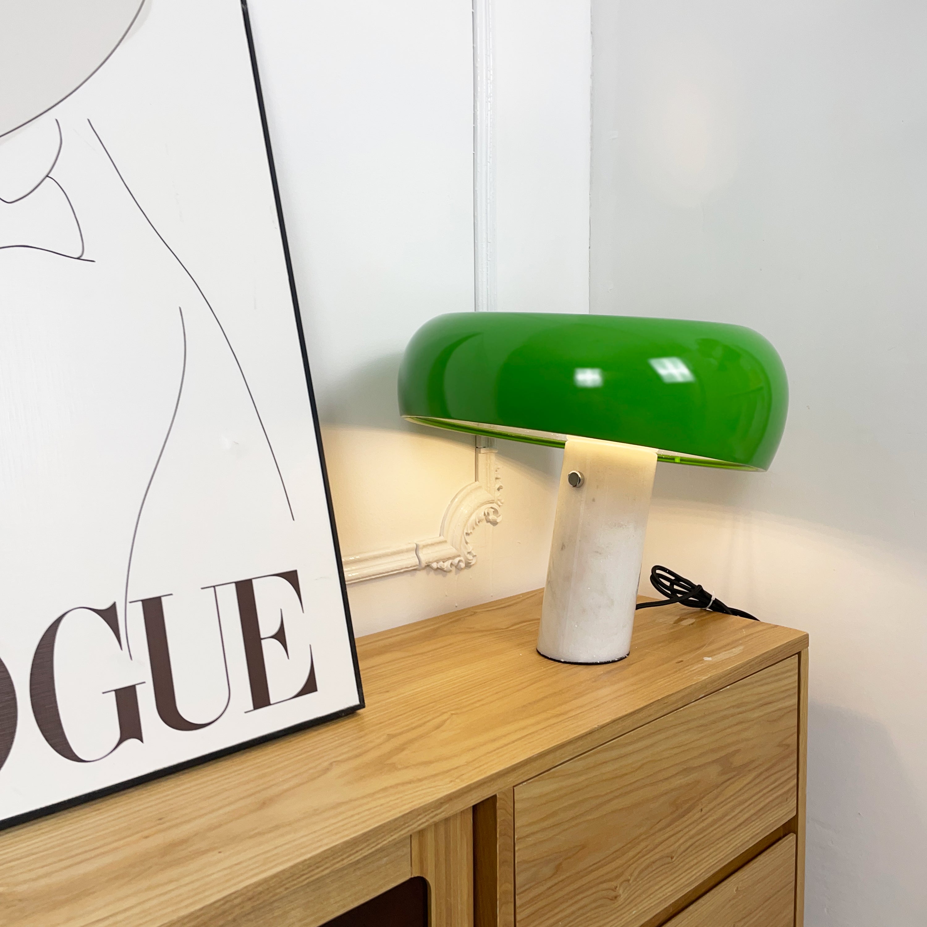 Marble Table Lamp Black | Table Lamp | metal/Marble | 110-240V | Sleek Table Accent