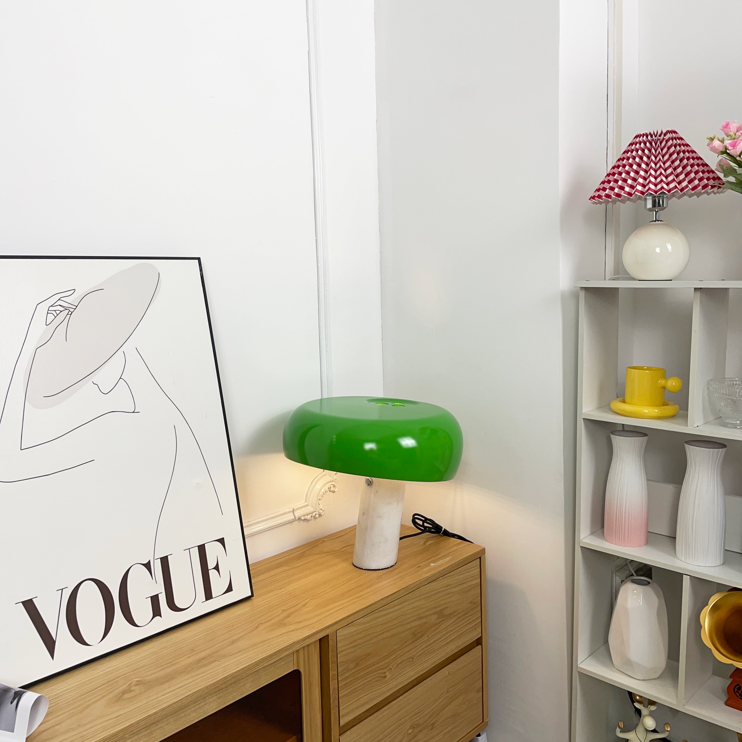 Marble Table Lamp Black | Table Lamp | metal/Marble | 110-240V | Sleek Table Accent