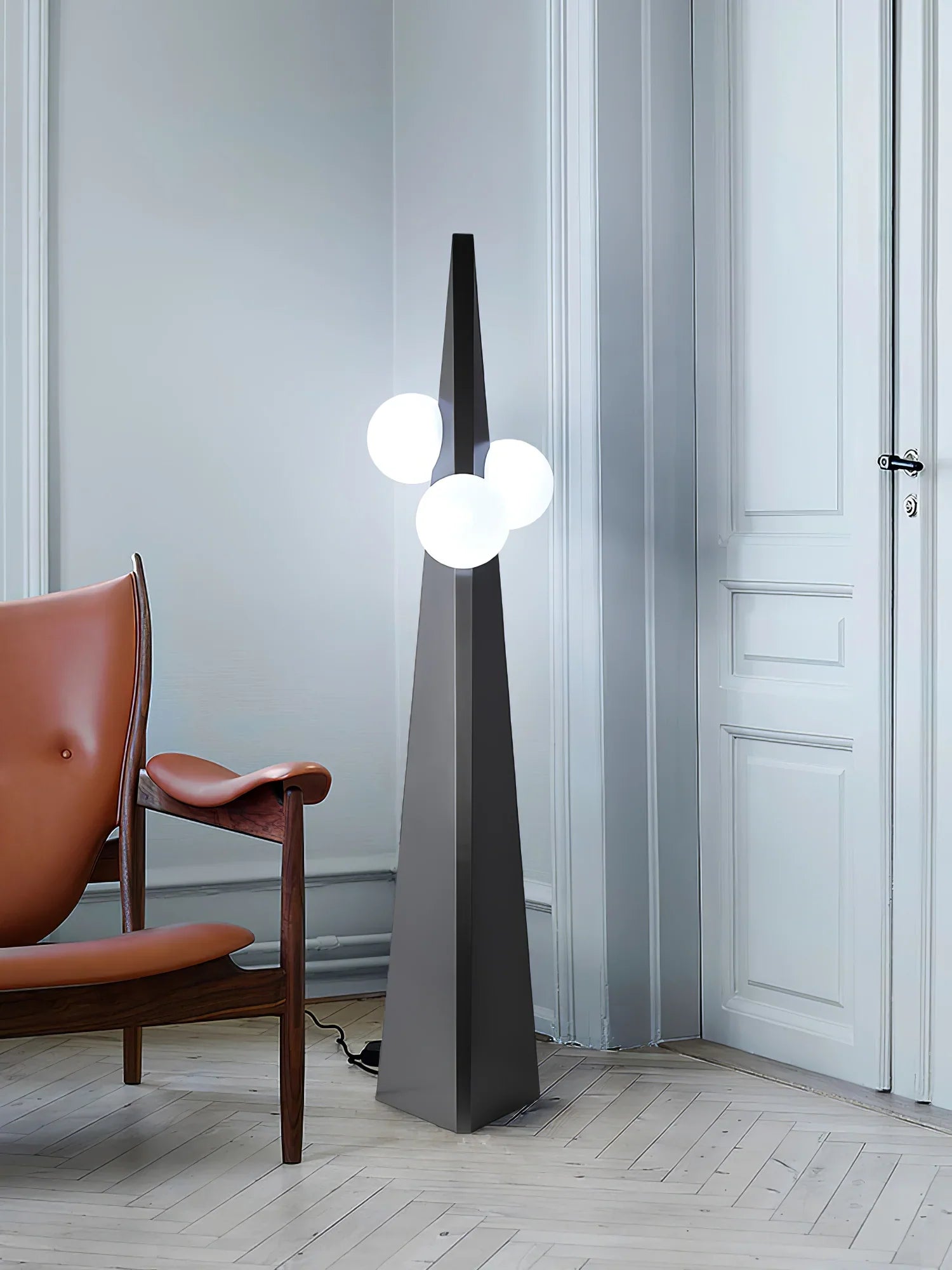 Triangular tower floor lamp | Floor Lamp | glass/metal | 240 v | Stylish Floor Lighting