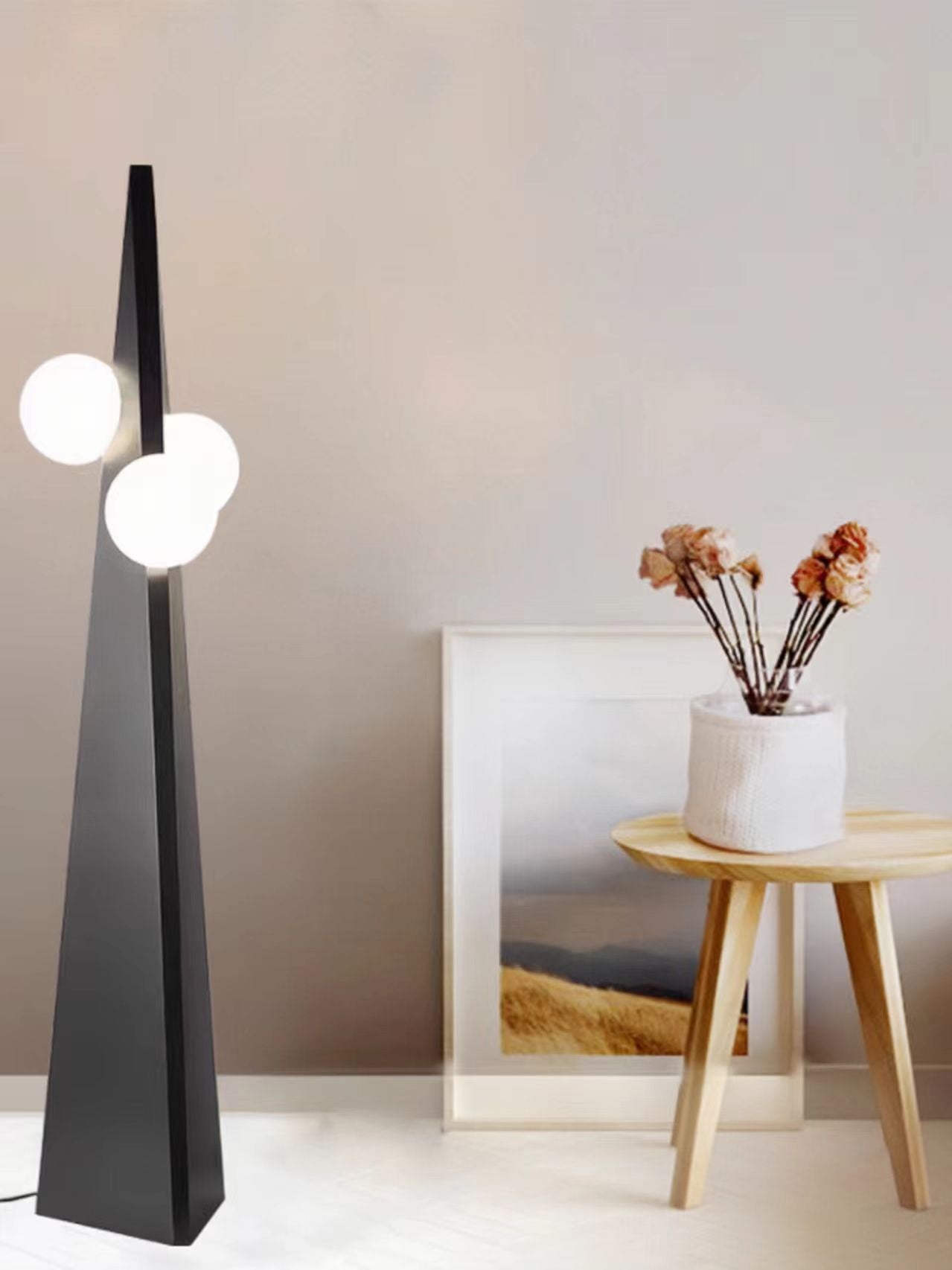 Triangular tower floor lamp | Floor Lamp | glass/metal | 240 v | Stylish Floor Lighting